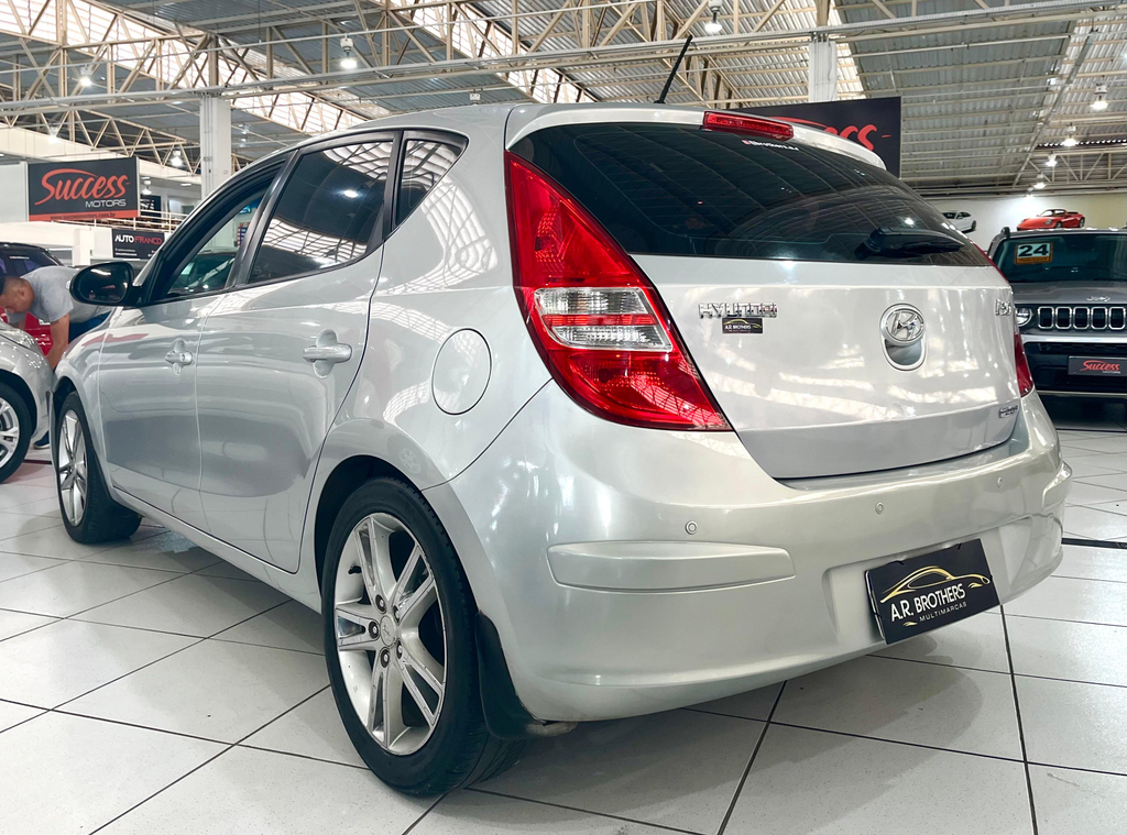 Hyundai i30 Prata