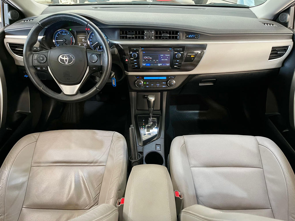 Toyota Corolla Cinza