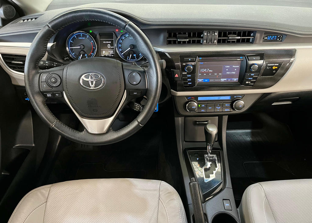 Toyota Corolla Cinza