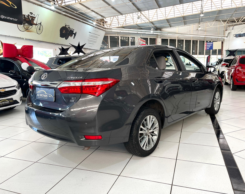 Toyota Corolla Cinza