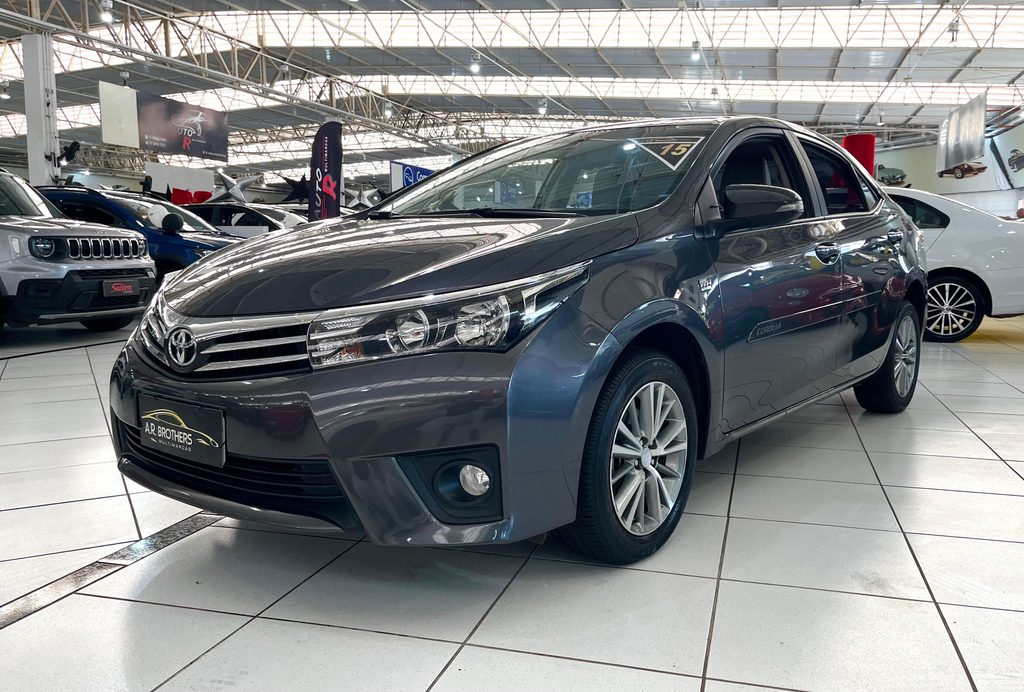 Toyota Corolla Cinza