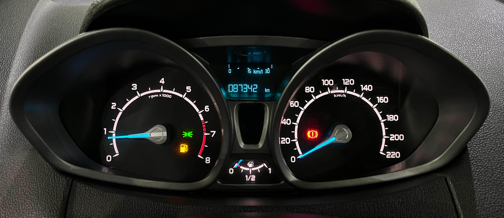 Ford EcoSport Prata