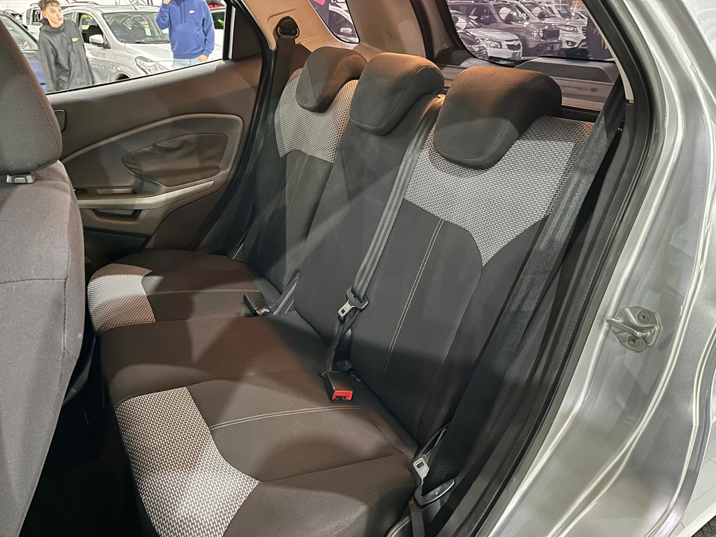 Ford EcoSport Prata