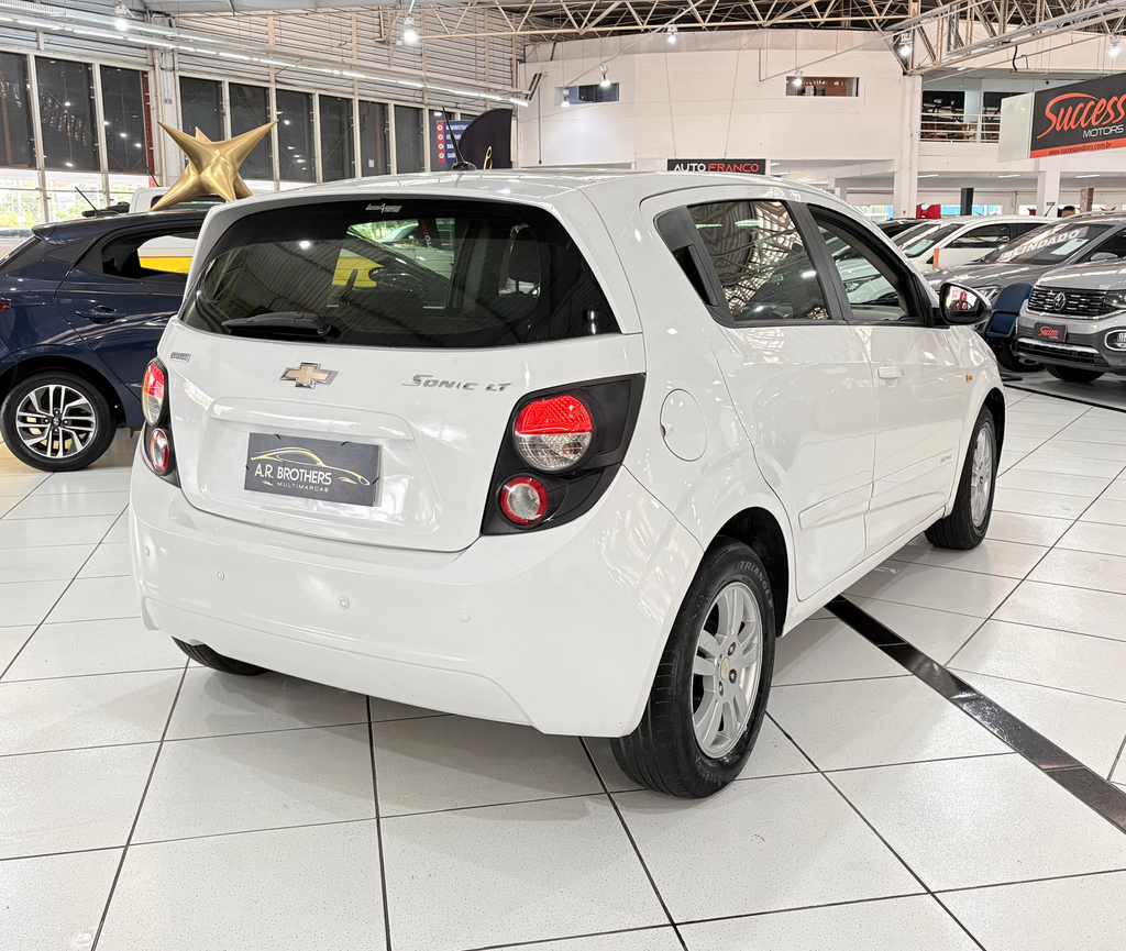 Chevrolet Sonic Branco