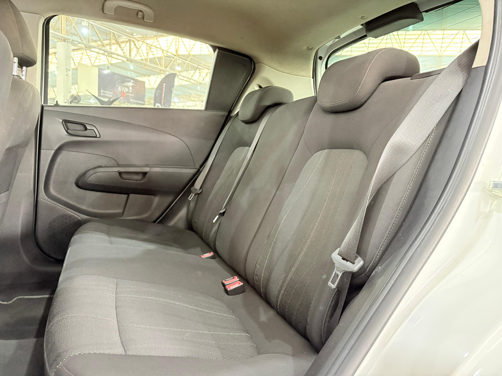 Chevrolet Sonic Branco