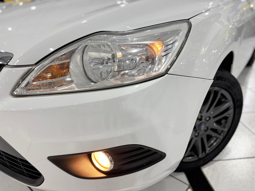Ford Focus Branco