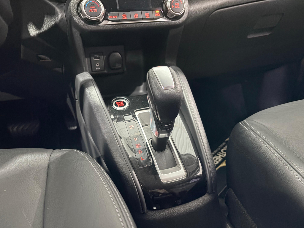 Nissan Kicks Branco
