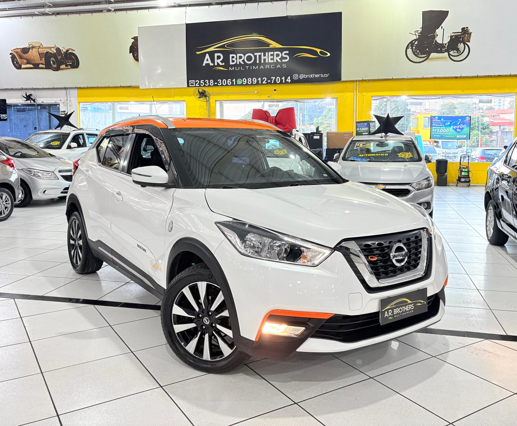 Nissan Kicks Branco