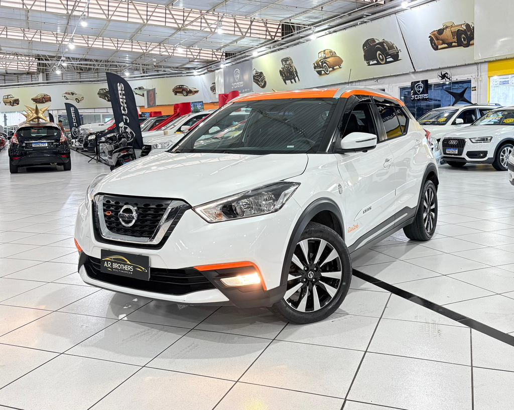 Nissan Kicks Branco