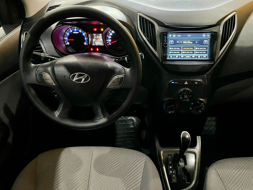 Hyundai HB20S Preto