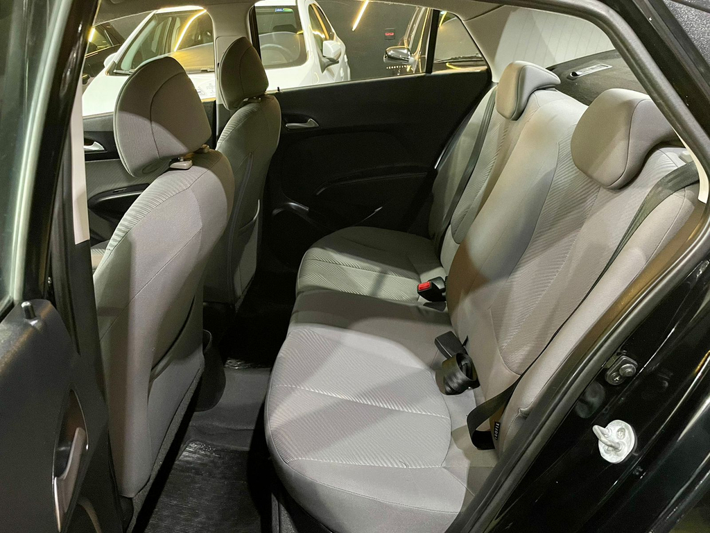Hyundai HB20S Preto