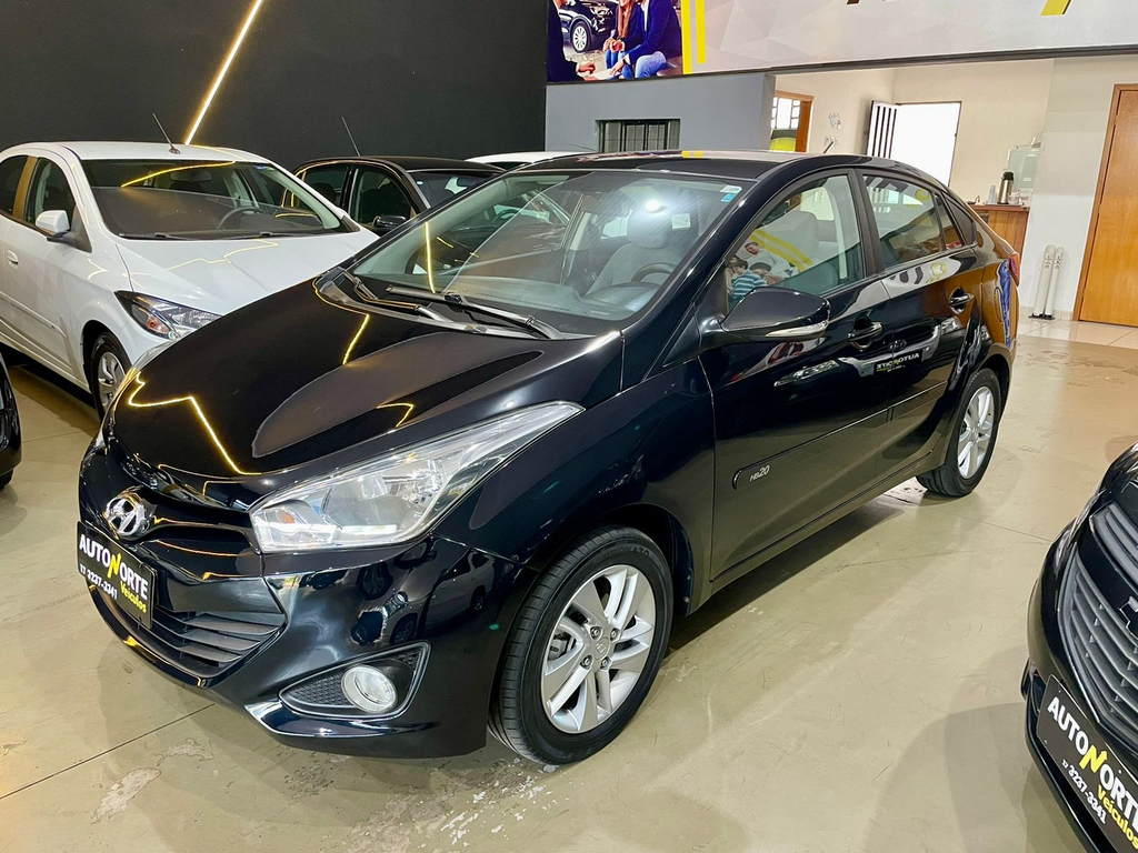 Hyundai HB20S Preto