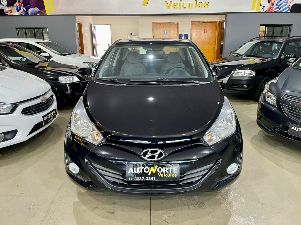 Hyundai HB20S Preto