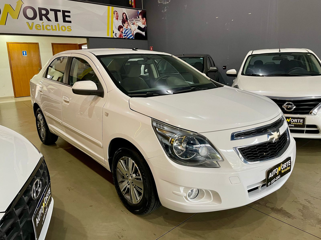 Chevrolet Cobalt Branco
