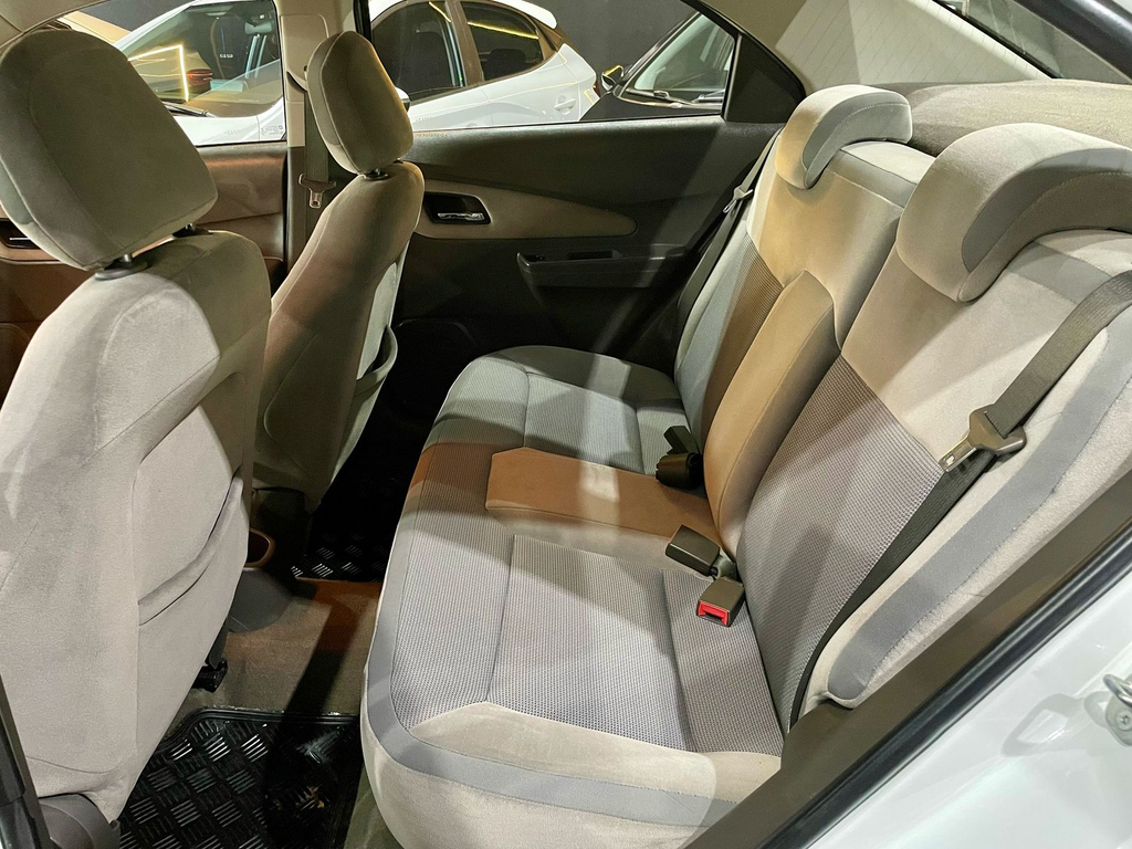 Chevrolet Cobalt Branco