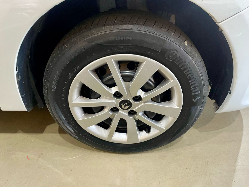 Renault Sandero Branco
