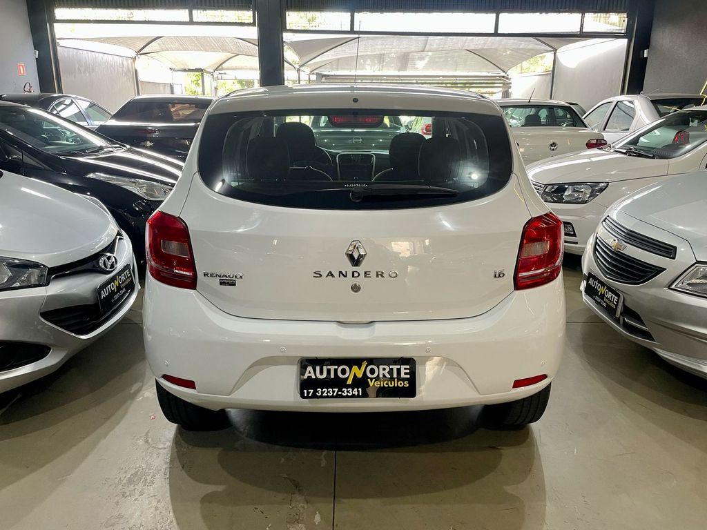 Renault Sandero Branco