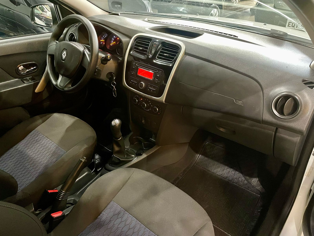 Renault Sandero Branco