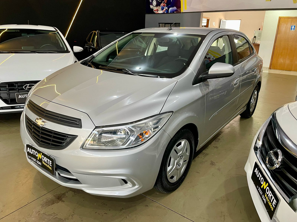 Chevrolet Onix Prata