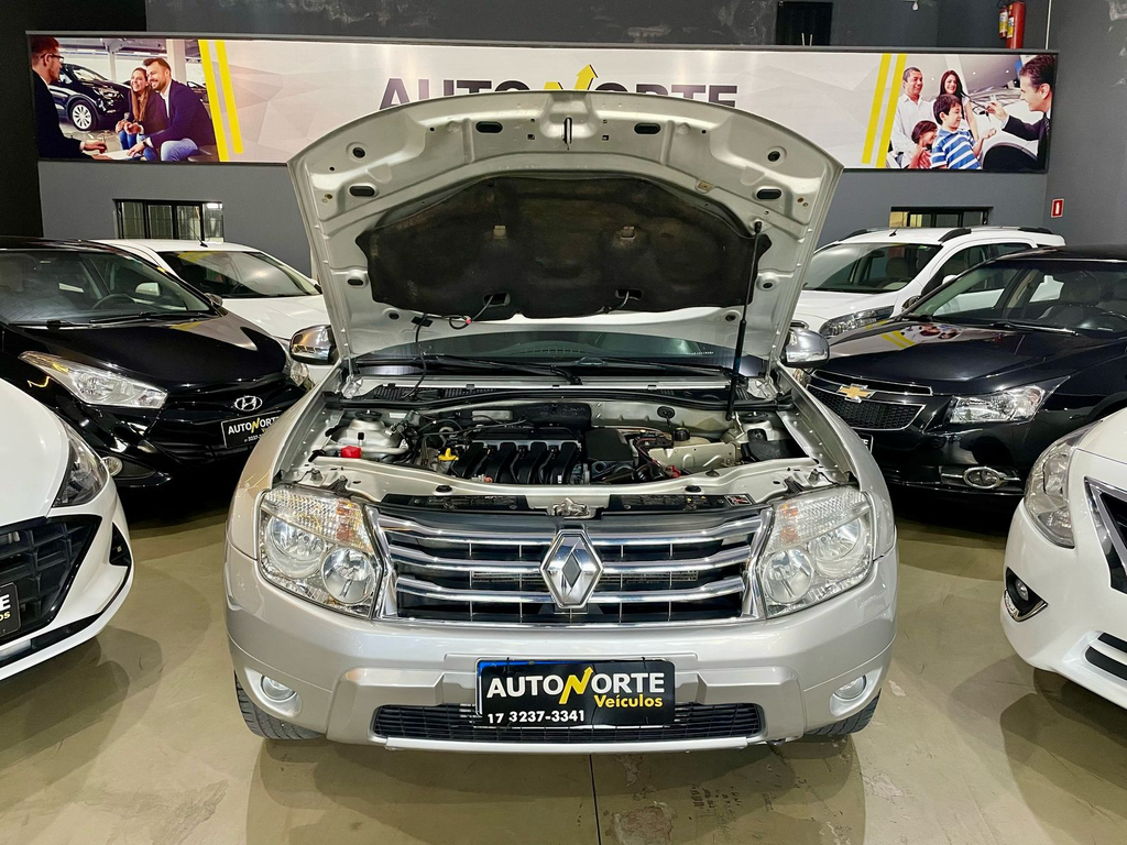 Renault Duster Prata