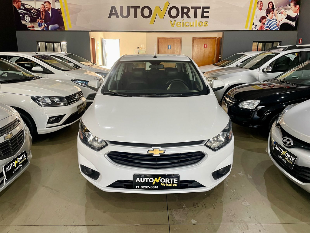 Chevrolet Onix Branco