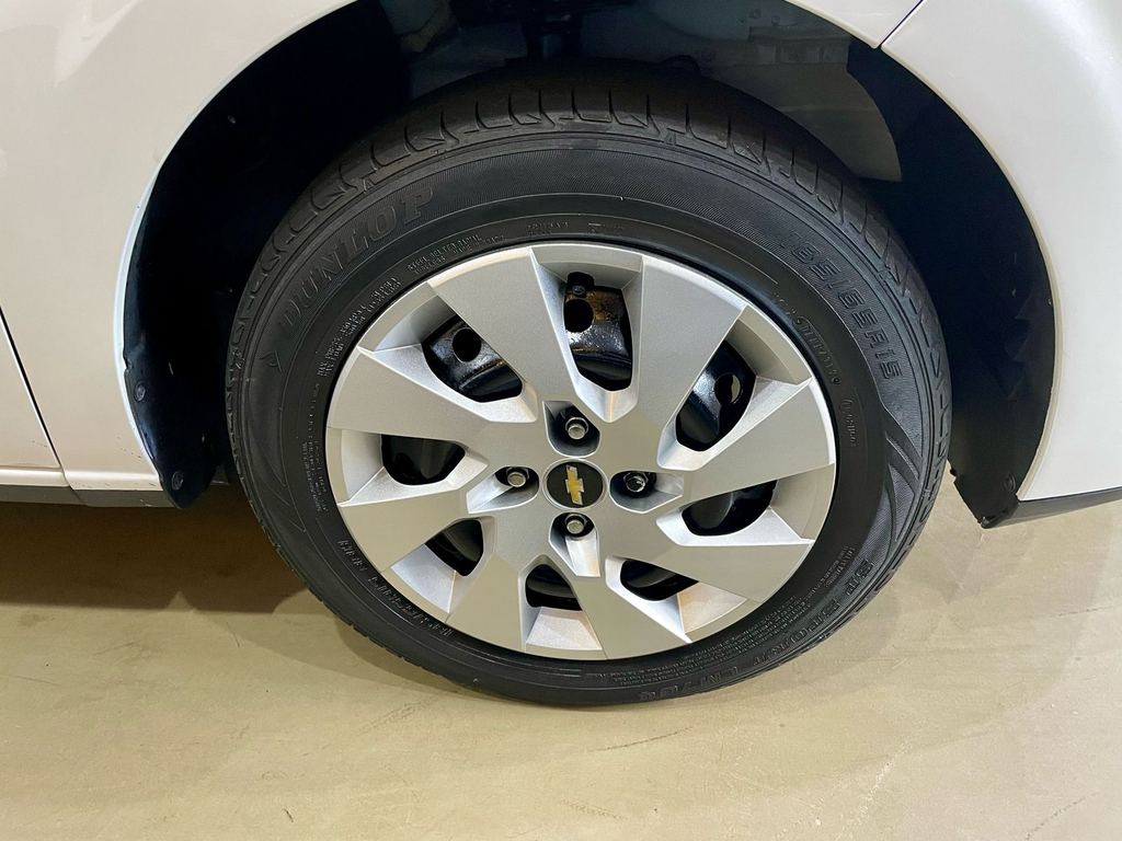 Chevrolet Onix Branco