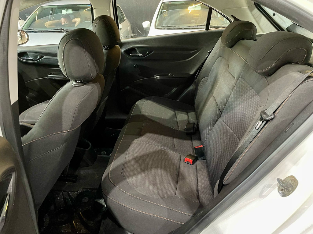 Chevrolet Onix Branco