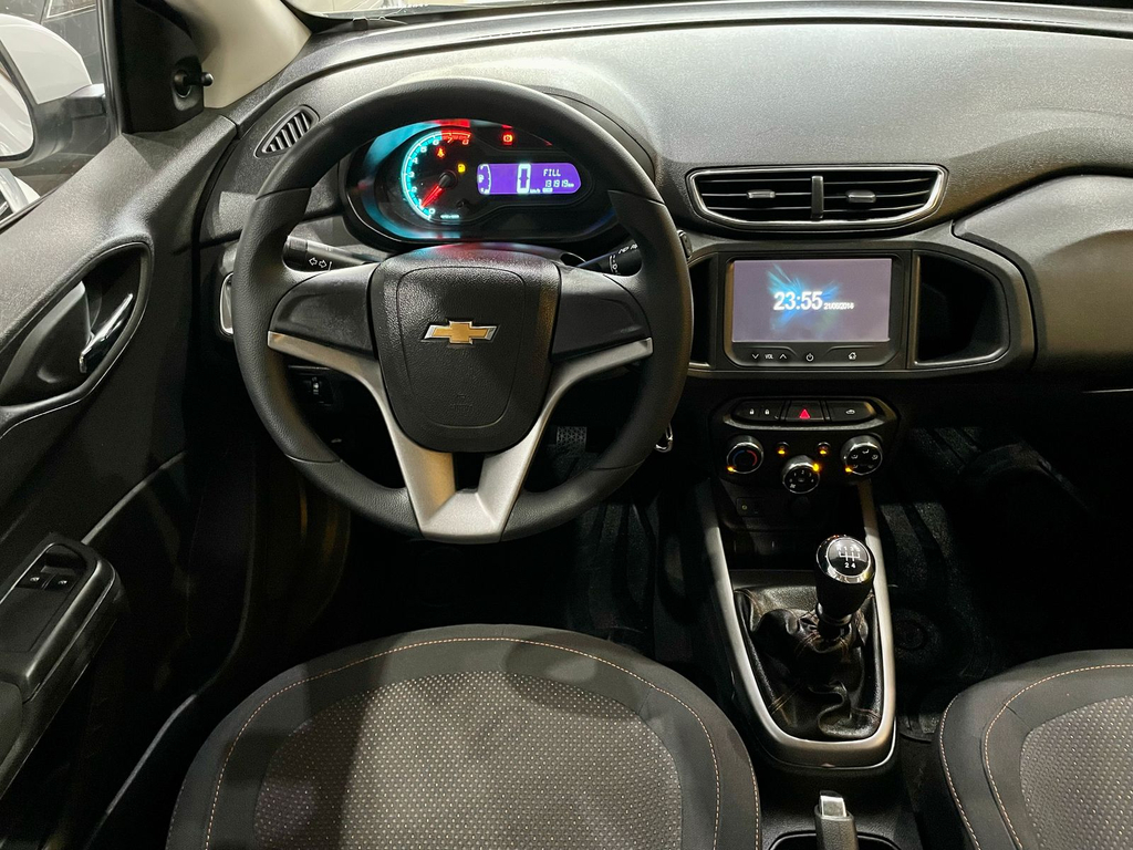 Chevrolet Onix Branco