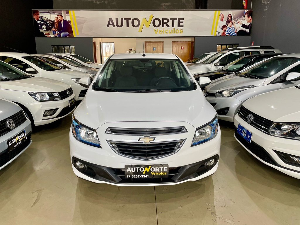 Chevrolet Onix Branco