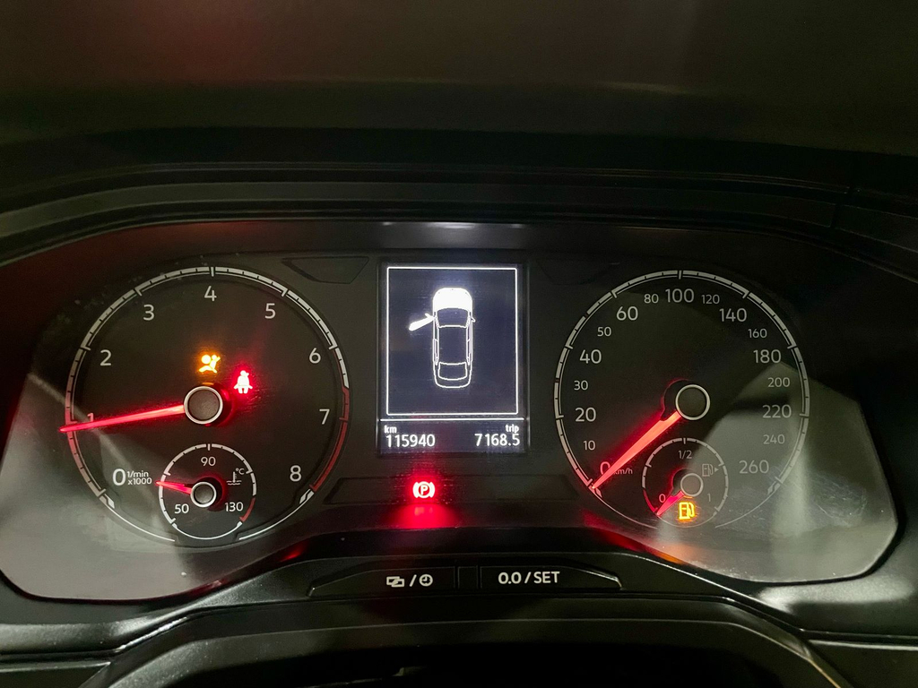 Volkswagen Virtus Prata