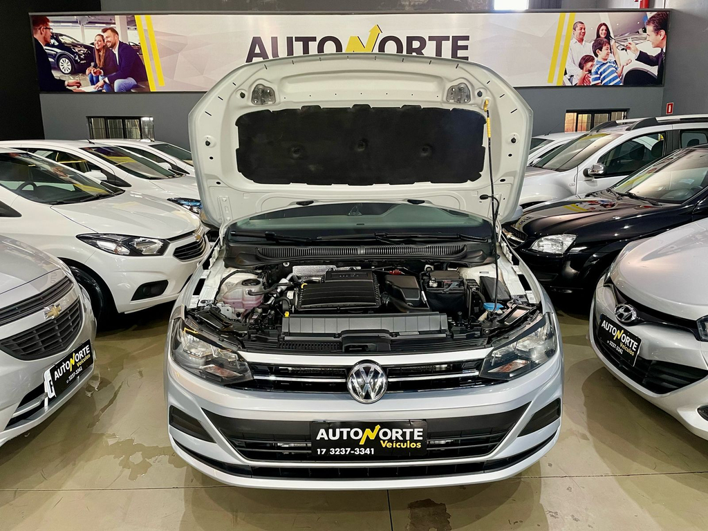 Volkswagen Virtus Prata