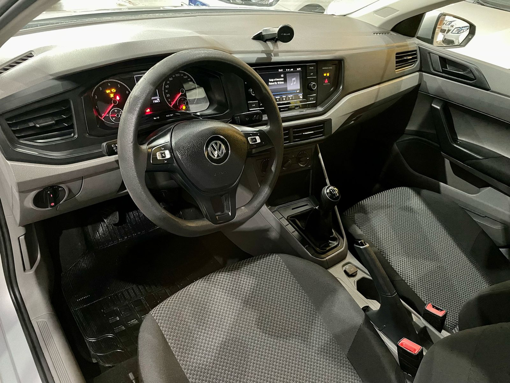 Volkswagen Virtus Prata