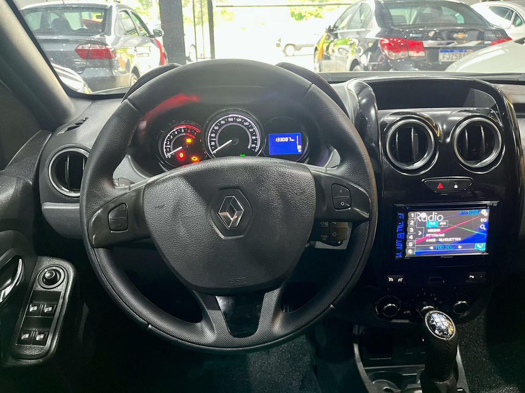 Renault Duster Oroch Prata