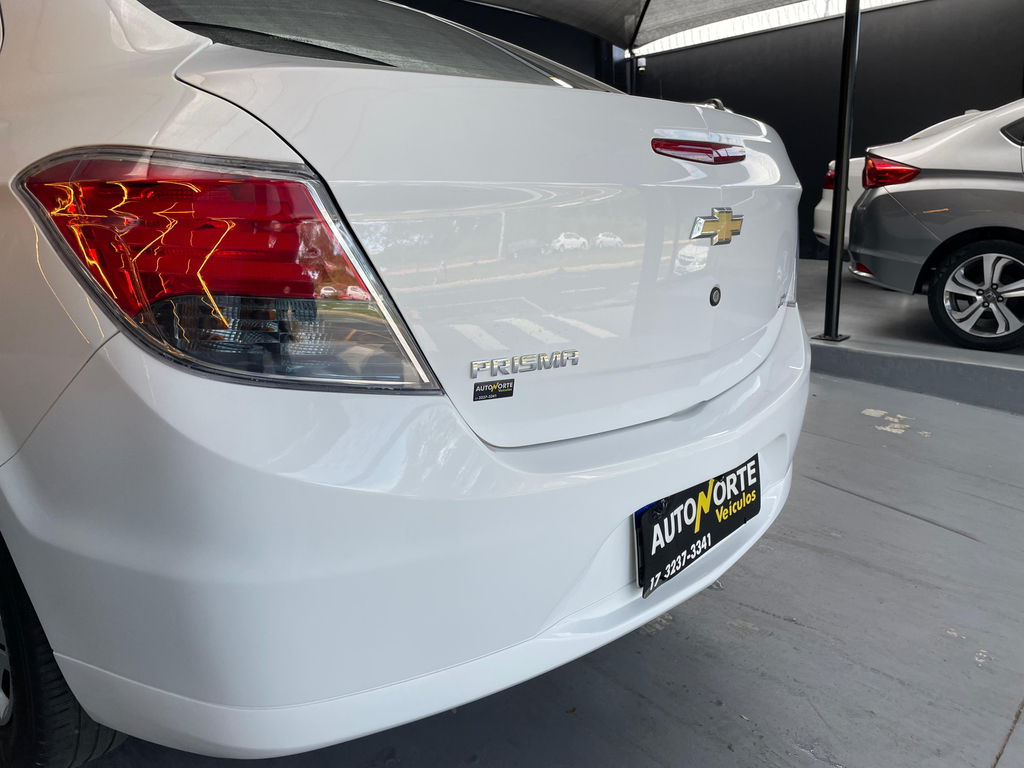 Chevrolet Prisma Branco