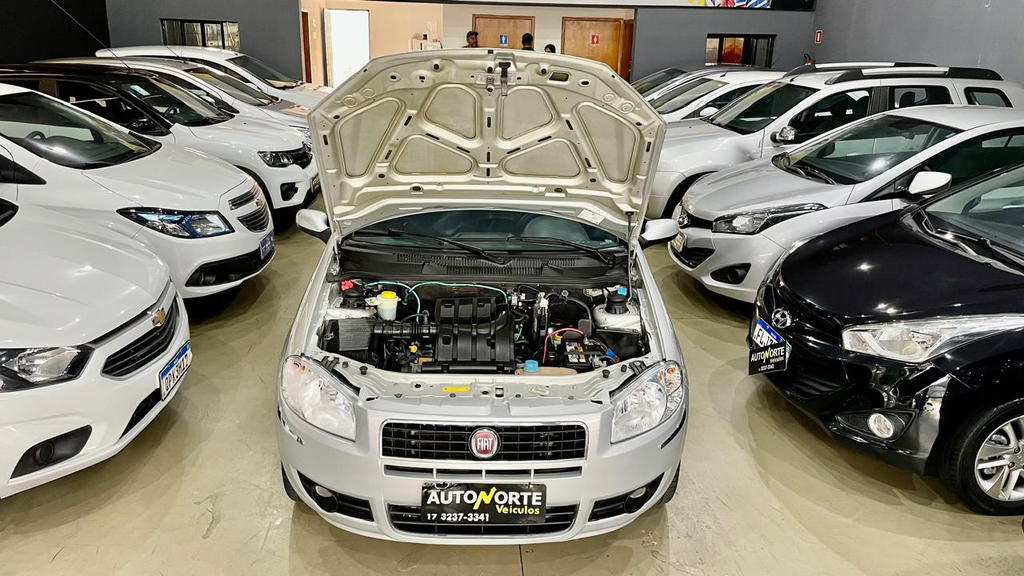 Fiat Siena Prata