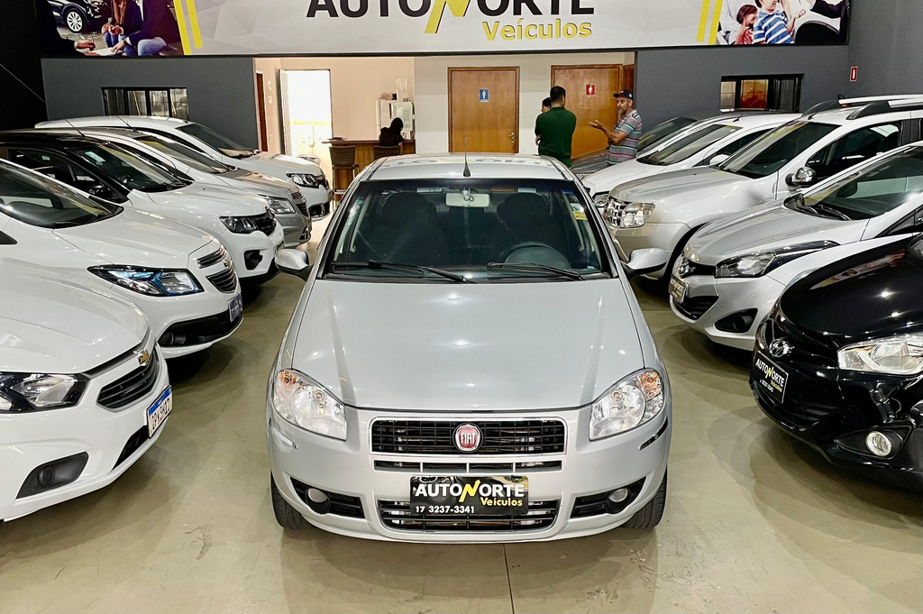 Fiat Siena Prata