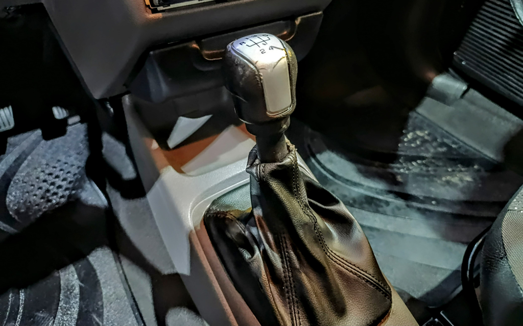 Chevrolet Classic Preto