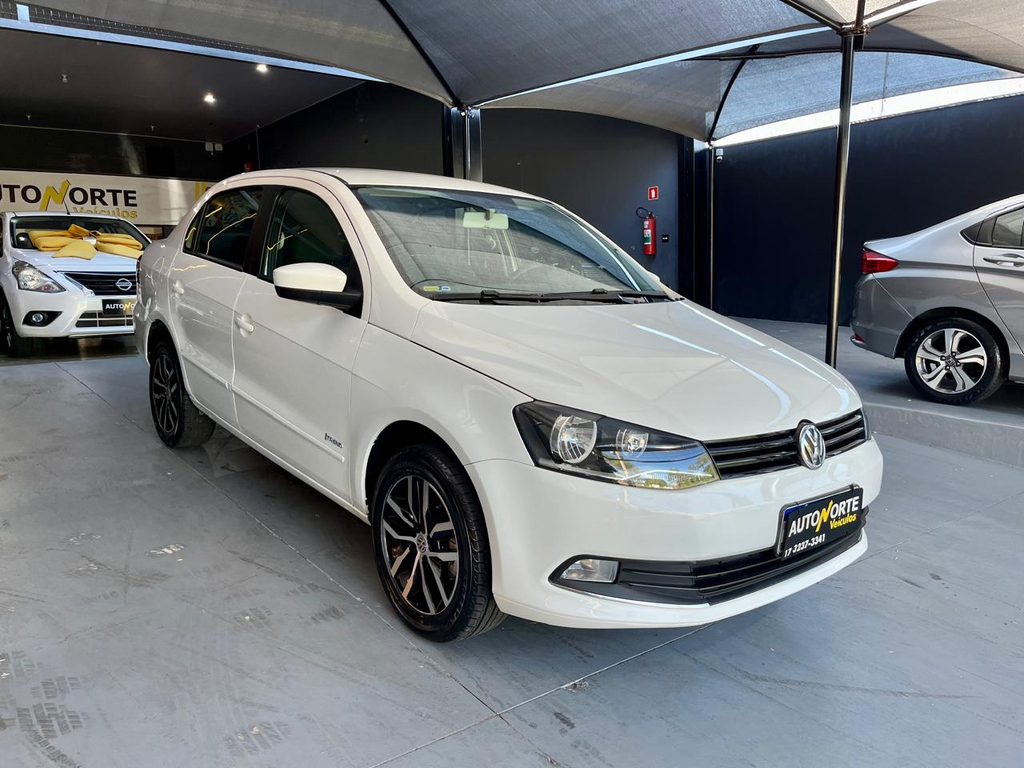 Volkswagen Voyage Branco