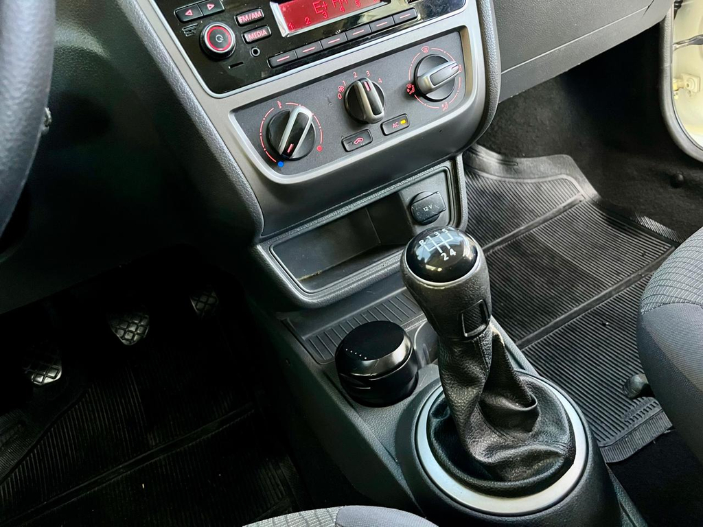 Volkswagen Voyage Branco
