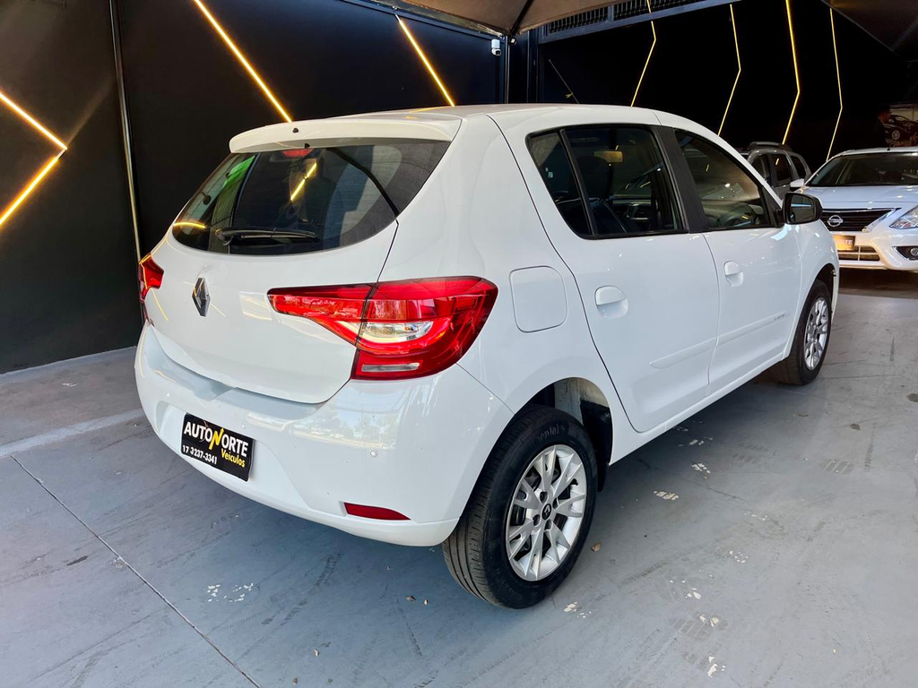 Renault Sandero Branco