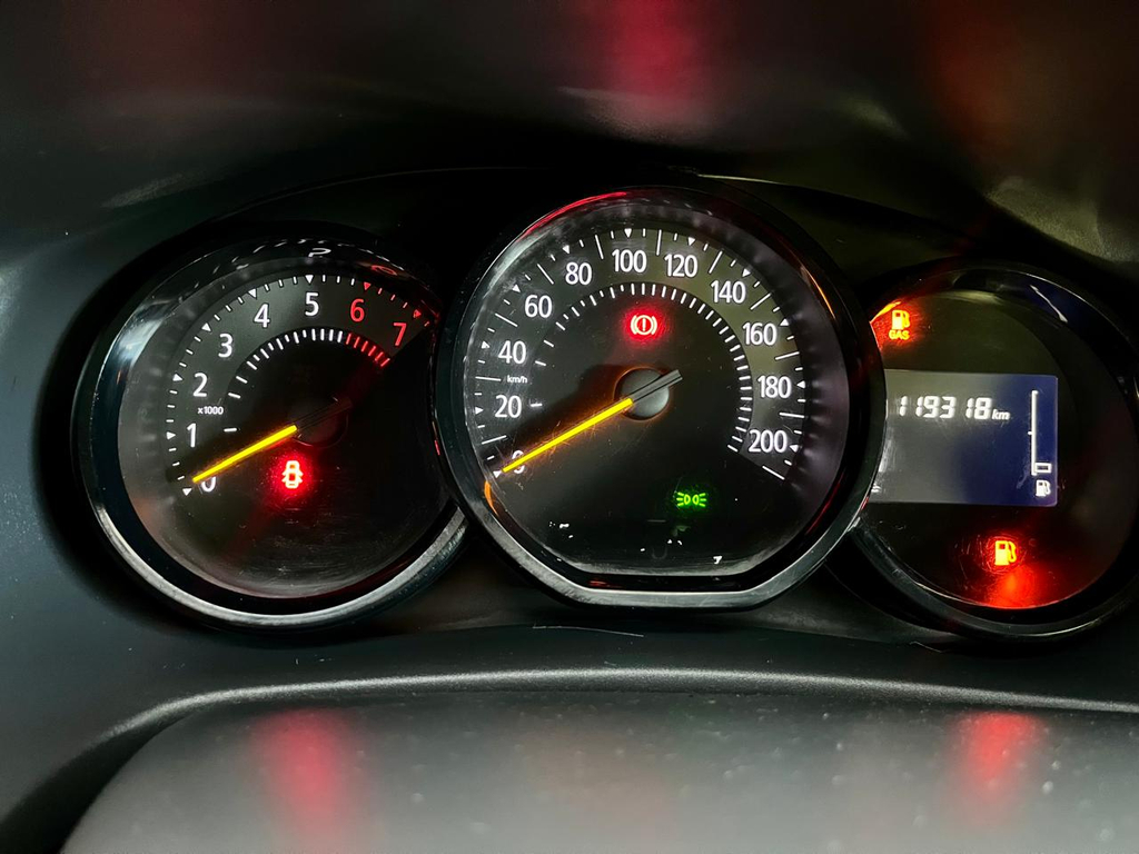 Renault Sandero Branco