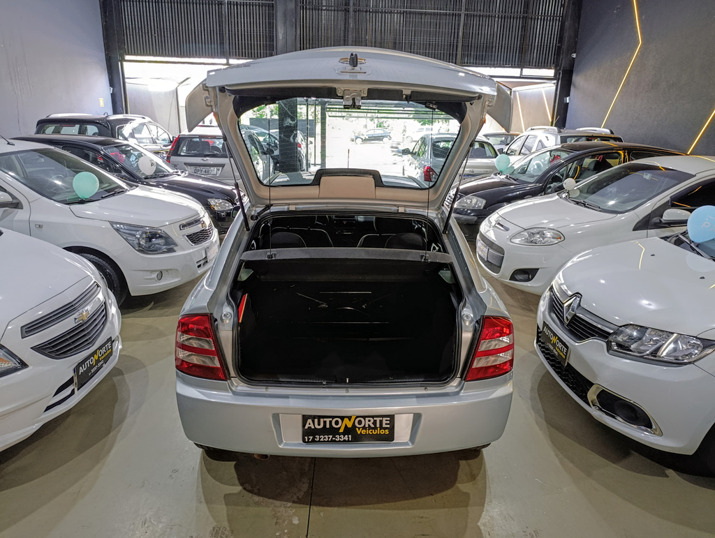 Chevrolet Astra Prata