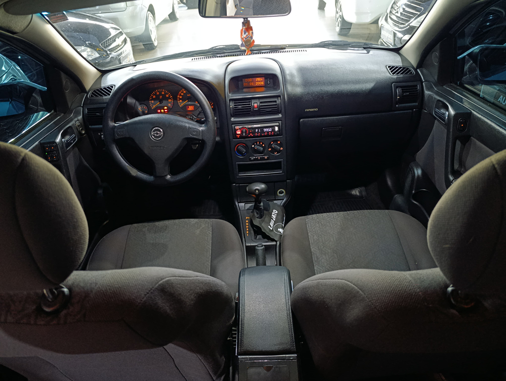 Chevrolet Astra Prata