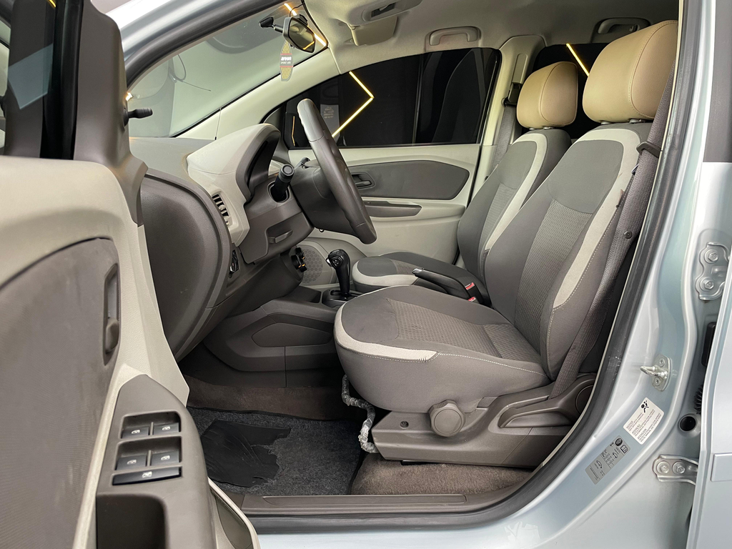 Chevrolet Spin Prata