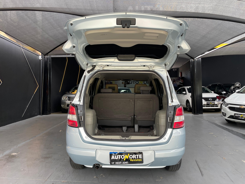 Chevrolet Spin Prata