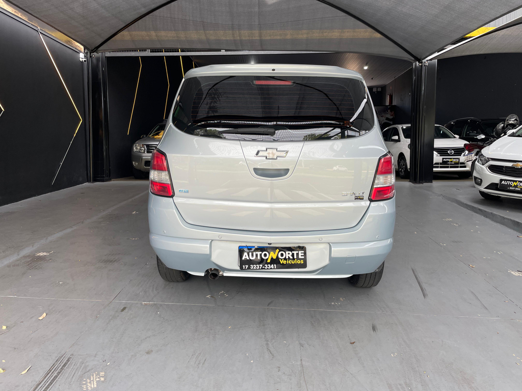 Chevrolet Spin Prata