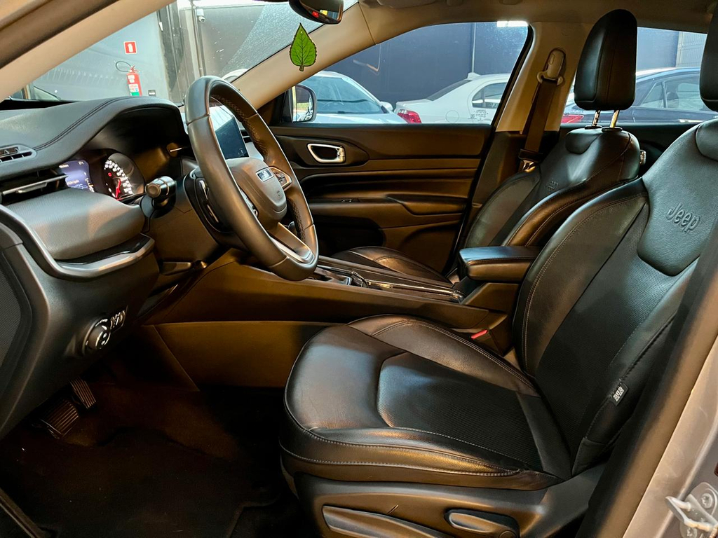 Jeep Compass Cinza