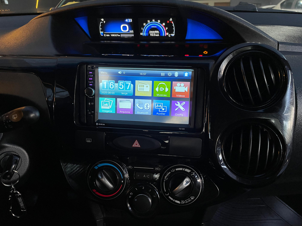Toyota ETIOS Branco