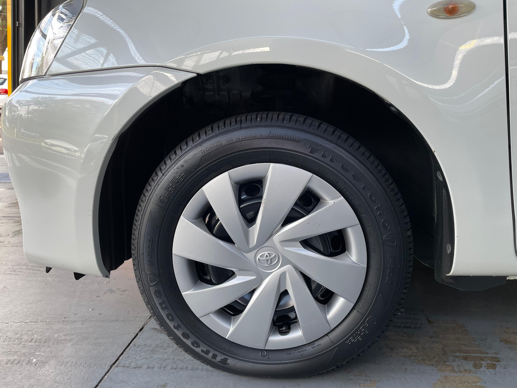 Toyota ETIOS Branco