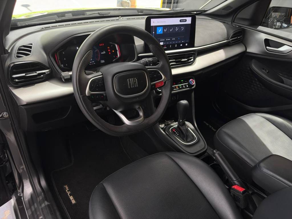 Fiat PULSE Cinza